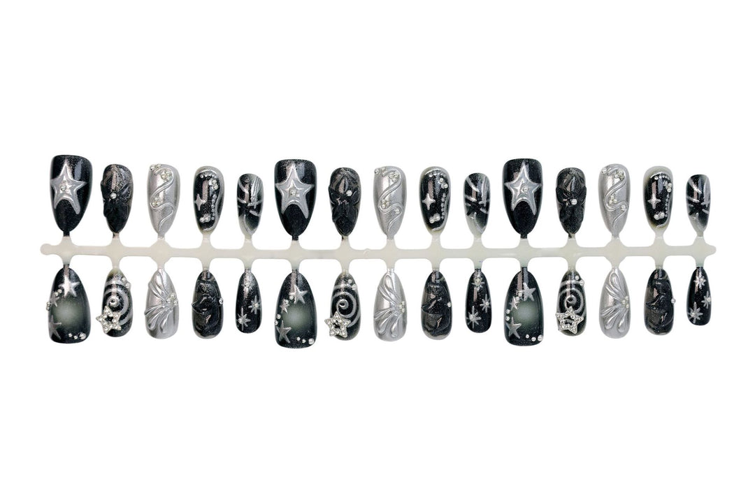 Stylish metallic decorated artificial nails Kalsten