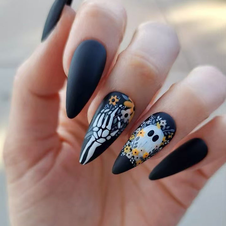 Artistic Nail Art Kalsten