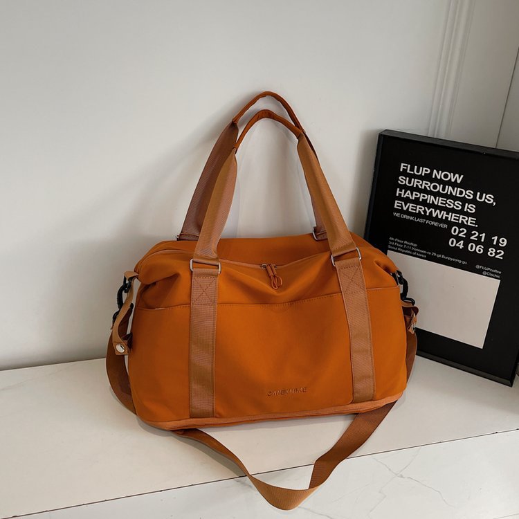 Sporty Travel Bag Kalsten