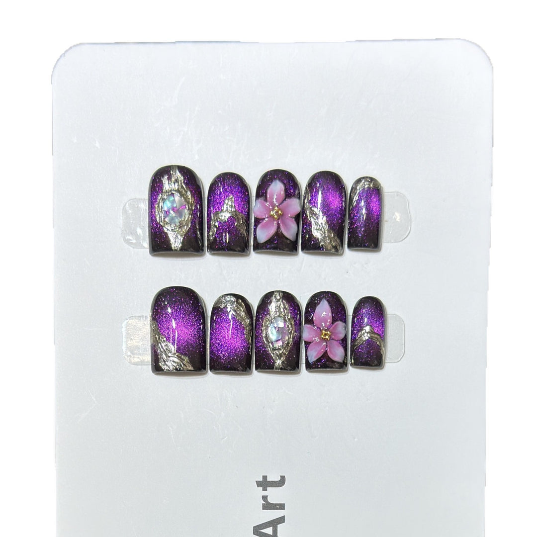 Elegant Floral Press-On Nail Set with Glitter Accents Kalsten