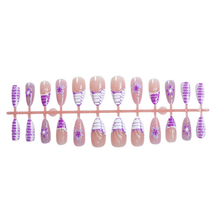 Artistic Floral and Pearl Press-On Nails Kalsten