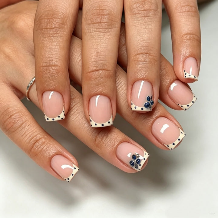 Festive Seasonal Nail Art Enhancements