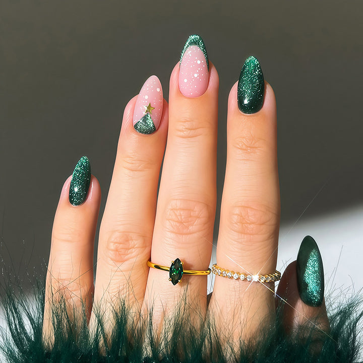 Artificial nail set with festive Christmas design and glitter accents Kalsten