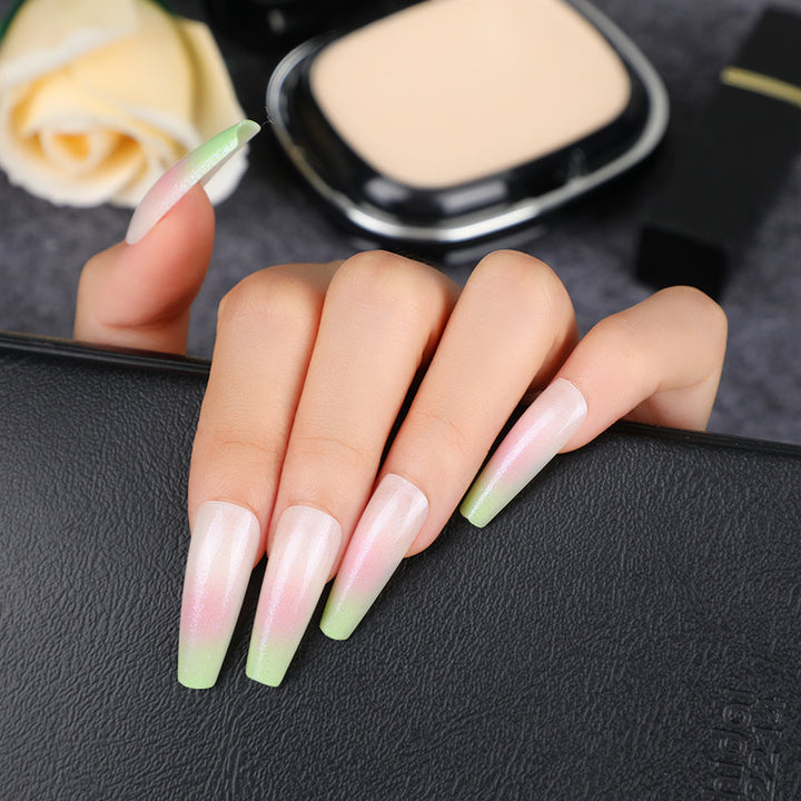 Glamorous artificial nails with gradient Kalsten