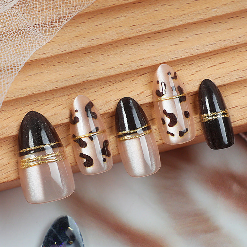 Artistic Premium Press-On Nail Art Set with Elegant Leopard Print