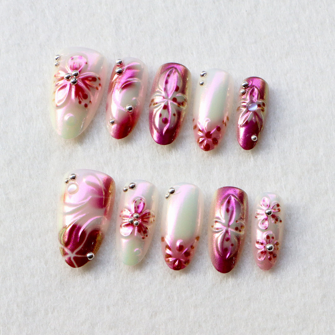 Elegant Floral Press-On Nail Art Set