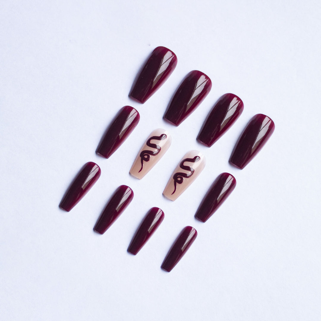 Artistic Glossy Nail Art Set