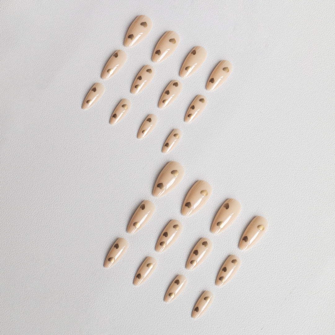 Elegant Heart-Decorated Press-On Nail Set
