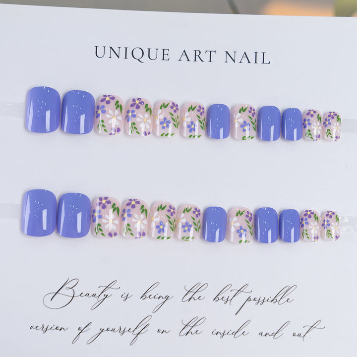 Floral Press-On Nail Art