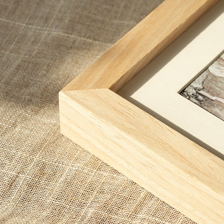 Elegant Decorative Gallery Frame