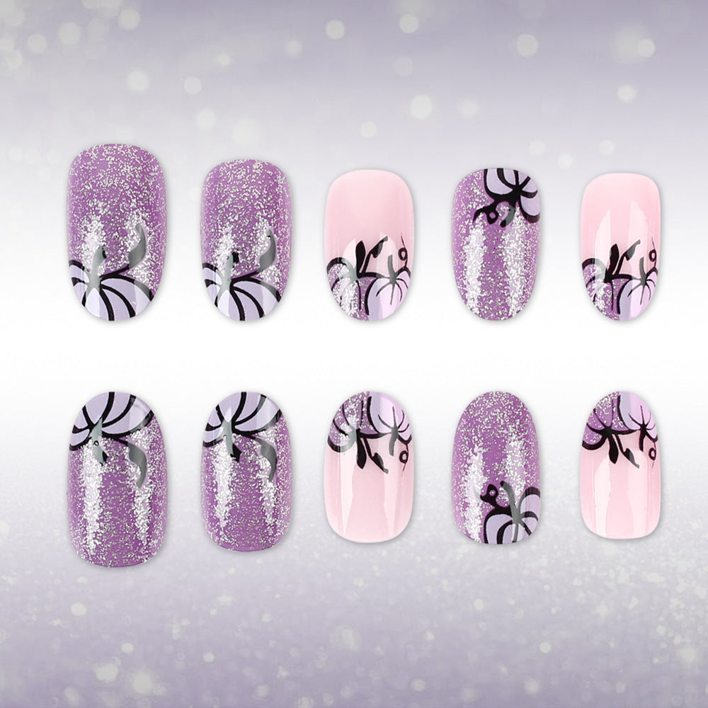 Artistic Glitter Nail Art Kalsten