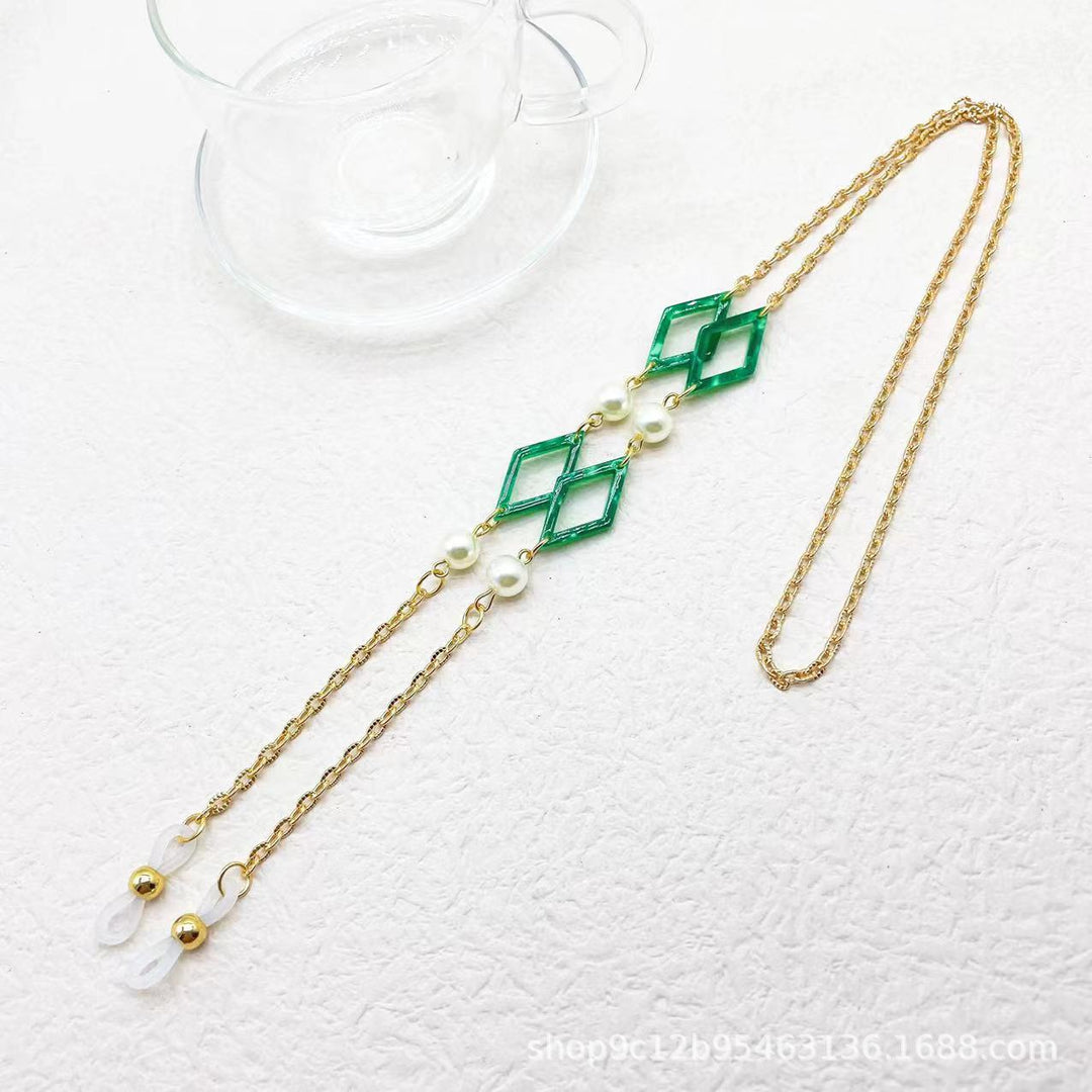 Elegant Geometric Necklace Kalsten