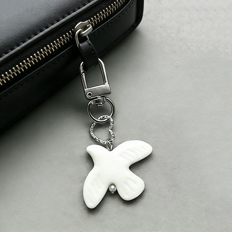 Fashionable keychain with bird design Kalsten