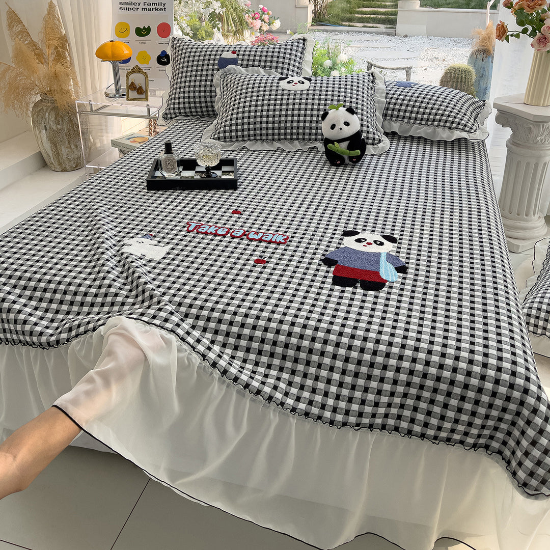 Women's cuddly blanket with playful panda motif and high-quality cotton surface Kalsten