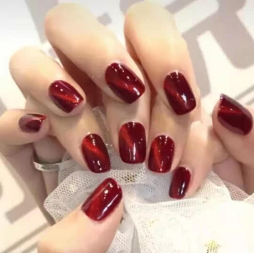 Press-On Nail Set Kalsten