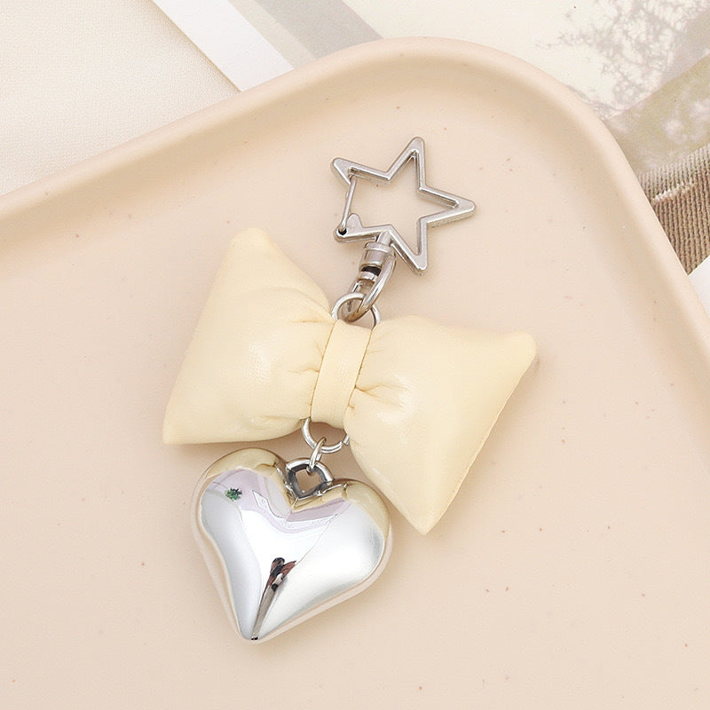 Cute Bow and Heart Keychain kalsten