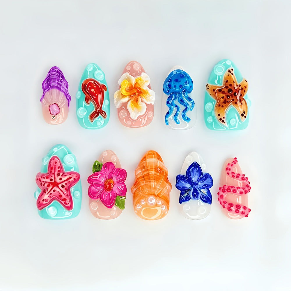 Creative art nails with maritime sea motif Kalsten
