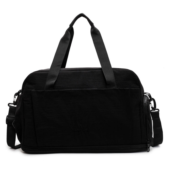 Sporty Travel Bag with Durable and Water-Repellent Material Kalsten