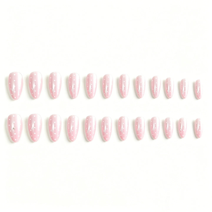 Elegant Almond-Shaped Nail Enhancements Kalsten