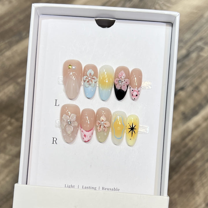 Artistic Floral Press-On Nail Art Set Kalsten