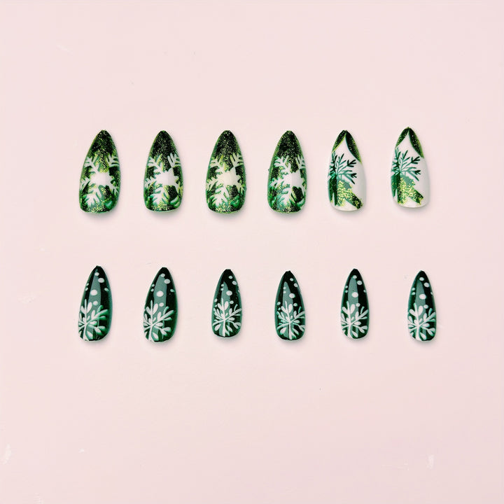 Festive Snowflake Nail Art Kalsten