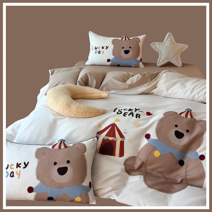 Children's bedding set with cute rabbit illustration and reversible function