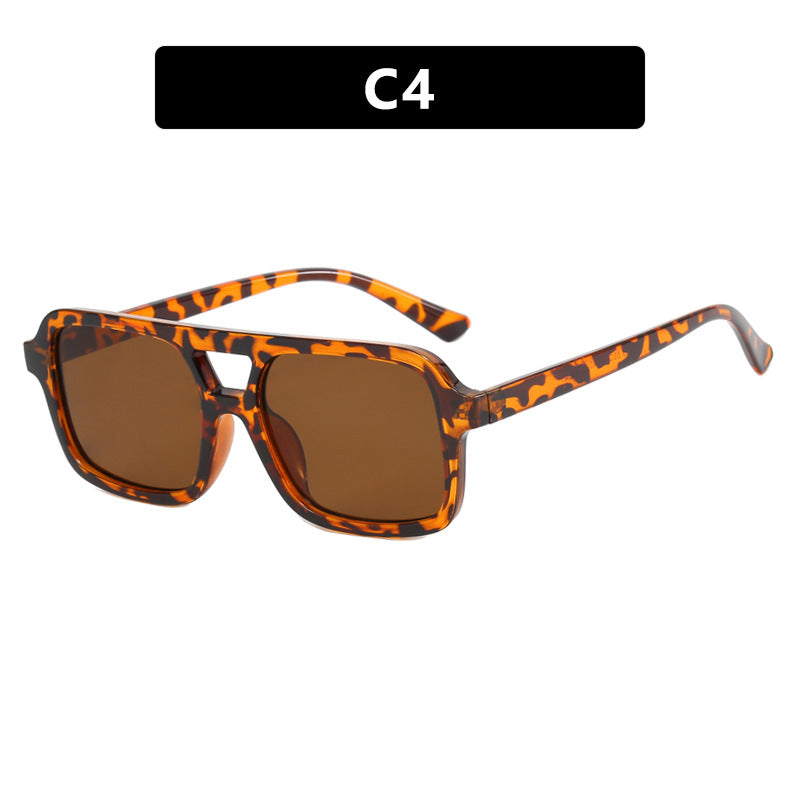 Women's modern square sunglasses with protective UV filter and transparent frame Kalsten