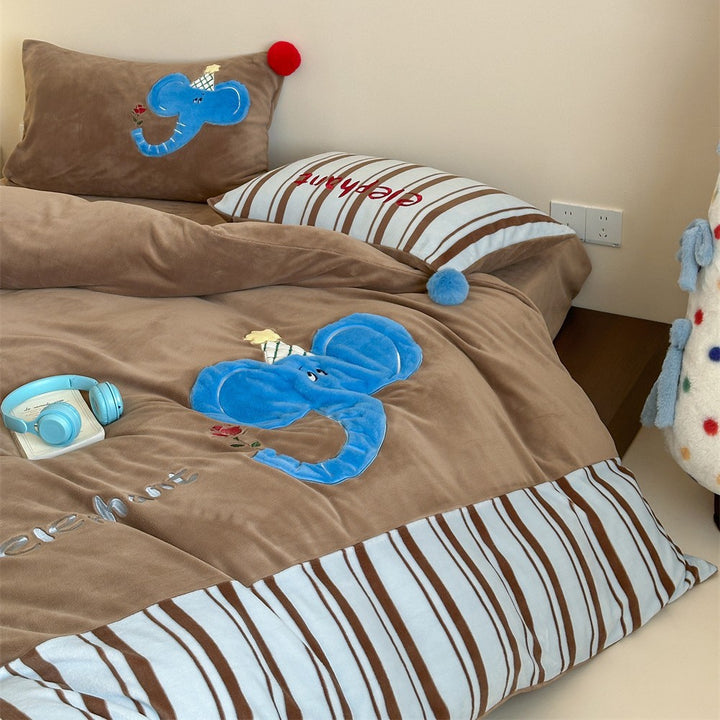 Children's bedding set with elephant applique made of cozy velour and striped cotton side