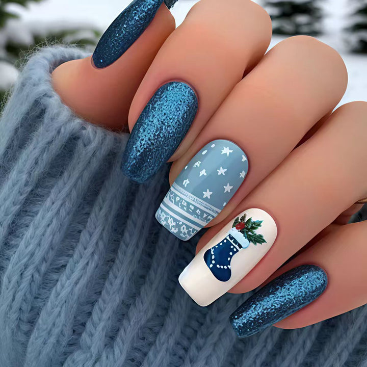 Festive Holiday-Themed Nail Art Kalsten 1788155600