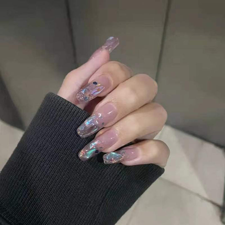 Artificial nails with stylish floral accents Kalsten