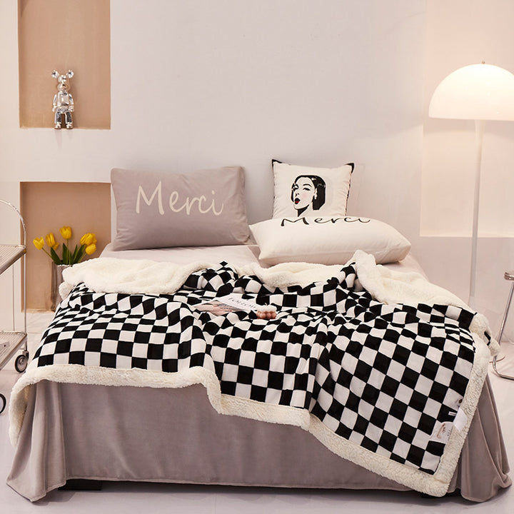 Women's Cozy and Comfortable Bedspread Kalsten