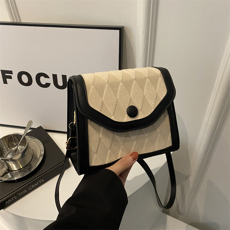 Elegant Quilted Handheld Shoulder Bag