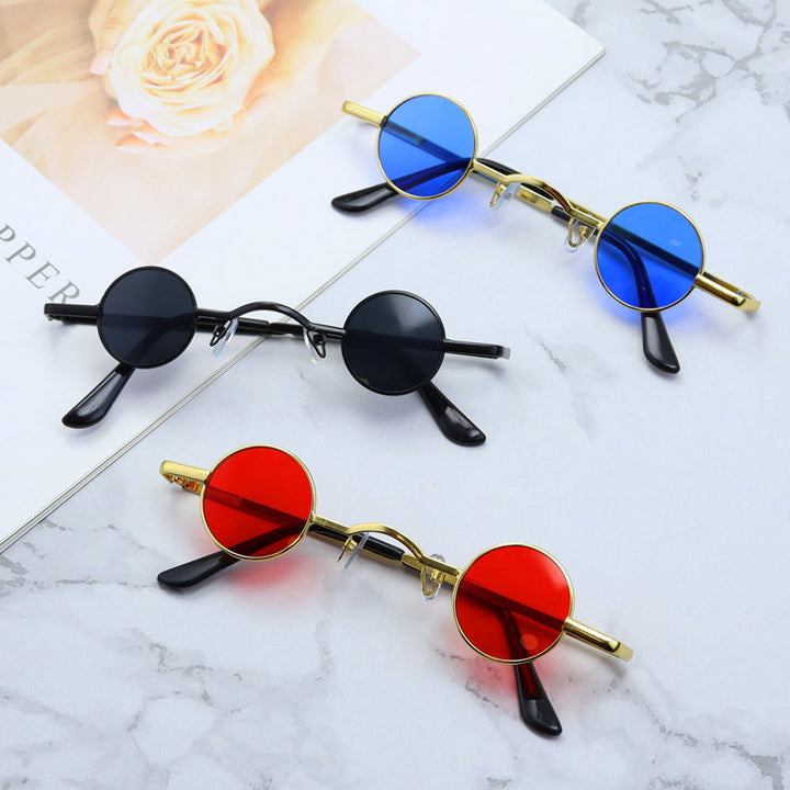 Retro-Inspired Round Metal Frame Sunglasses Kalsten