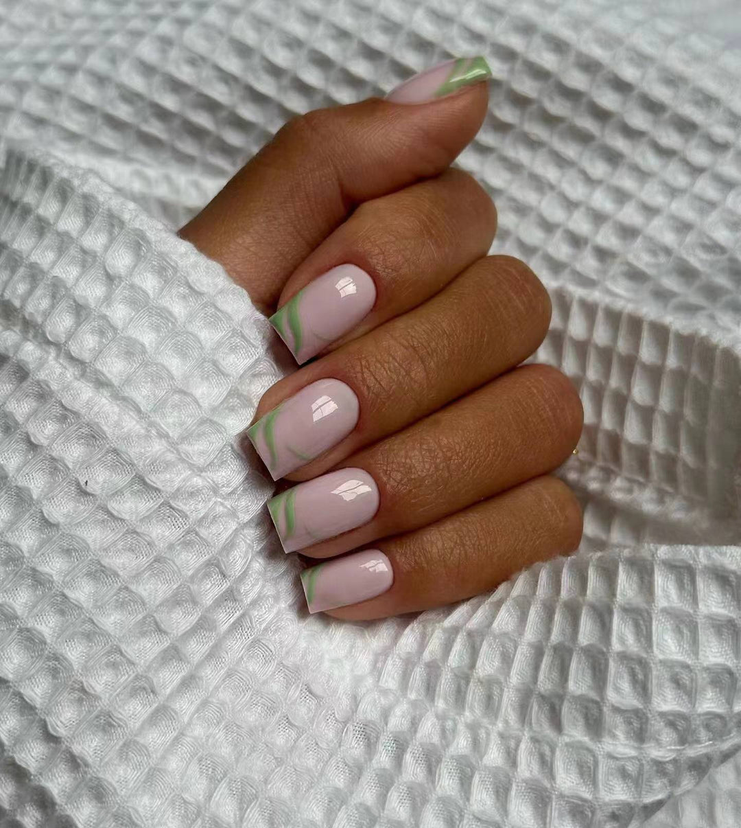Creative nail design with elegant color gradients Kalsten