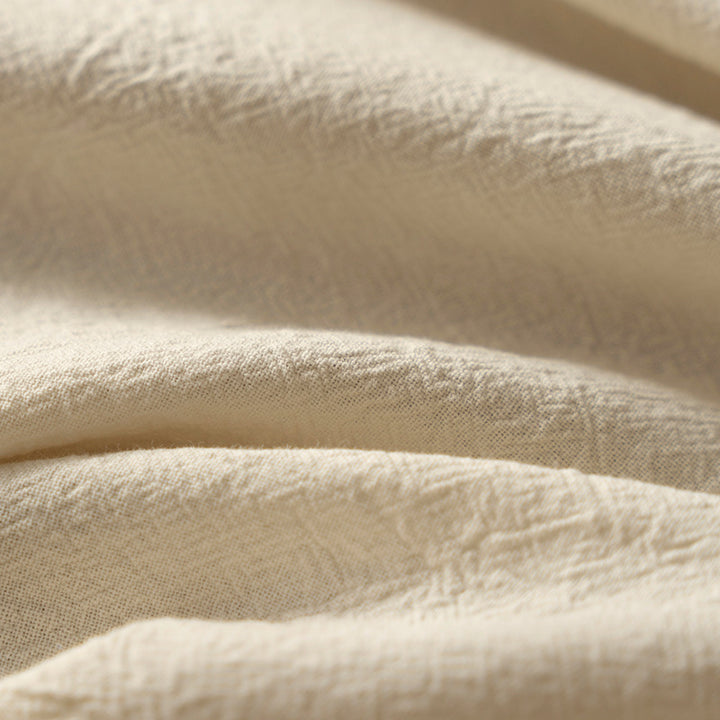 Rectangular decorative tablecloth with gathered flounce and light linen look