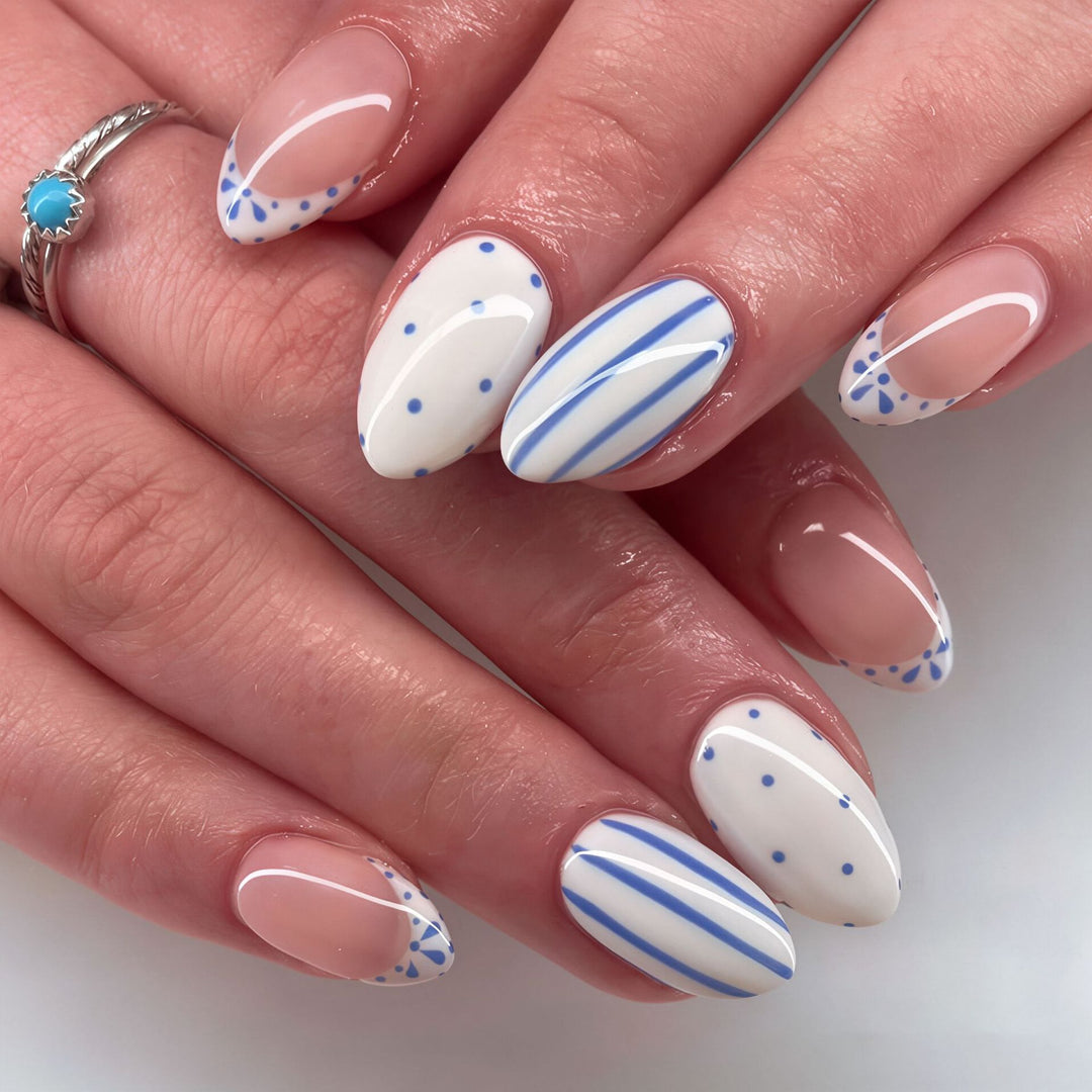 Elegant Artistic Press-On Nail Set with Geometric Patterns Kalsten