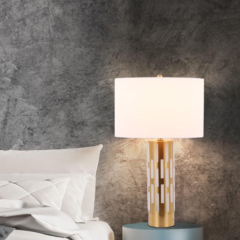 Elegant Decorative Table Lamp with Geometric Base