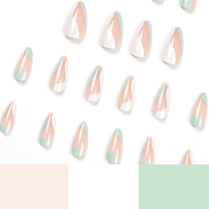 Artificial nail extensions with stylish design Kalsten