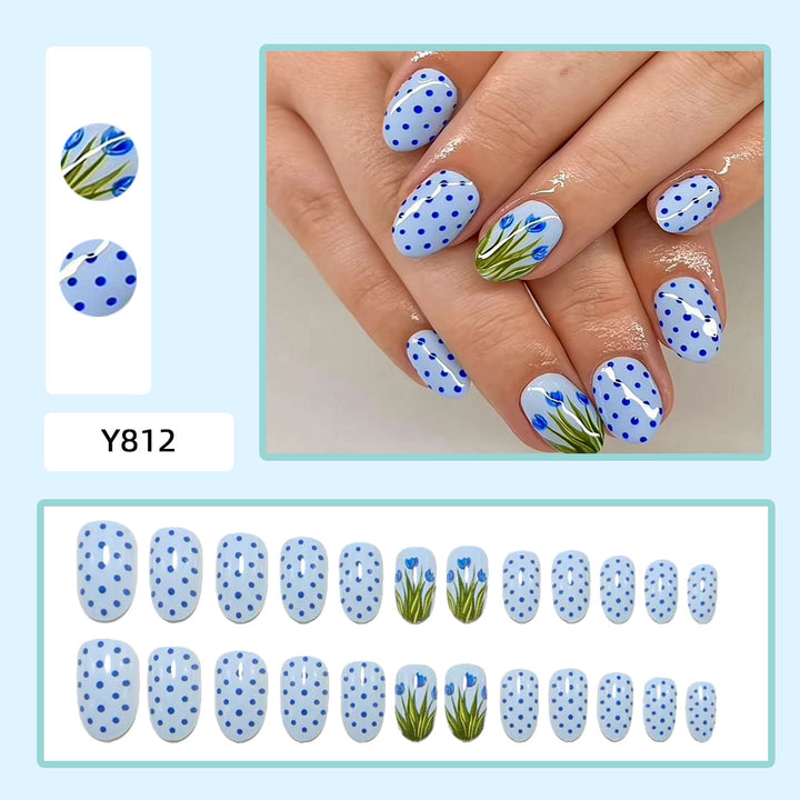 Artificial Nails in the Stylish Blue Flower Design Kalsten