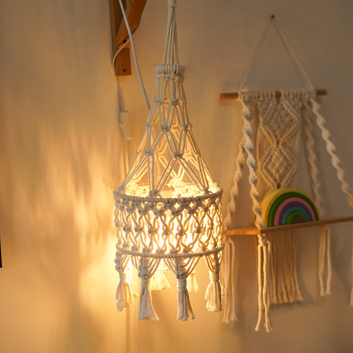 Macrame Hanging Planter Kalsten