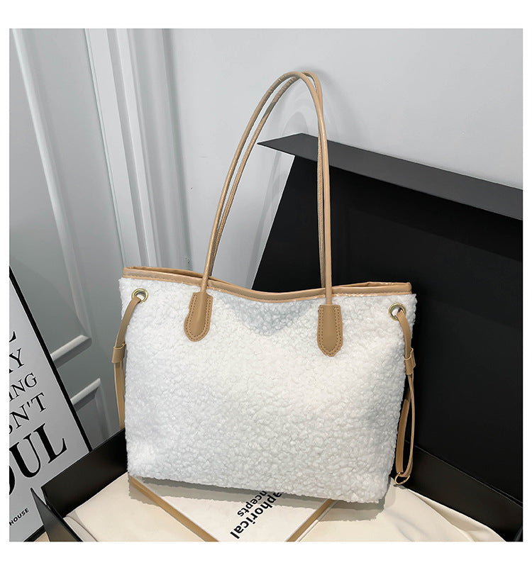 Oversized Faux Fur Tote Bag Kalsten