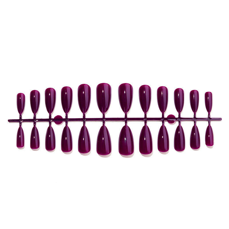 Luxury artificial nail set with pointed designs Kalsten