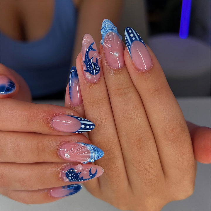 Creative nail art set with a maritime design and elegant accents Kalsten