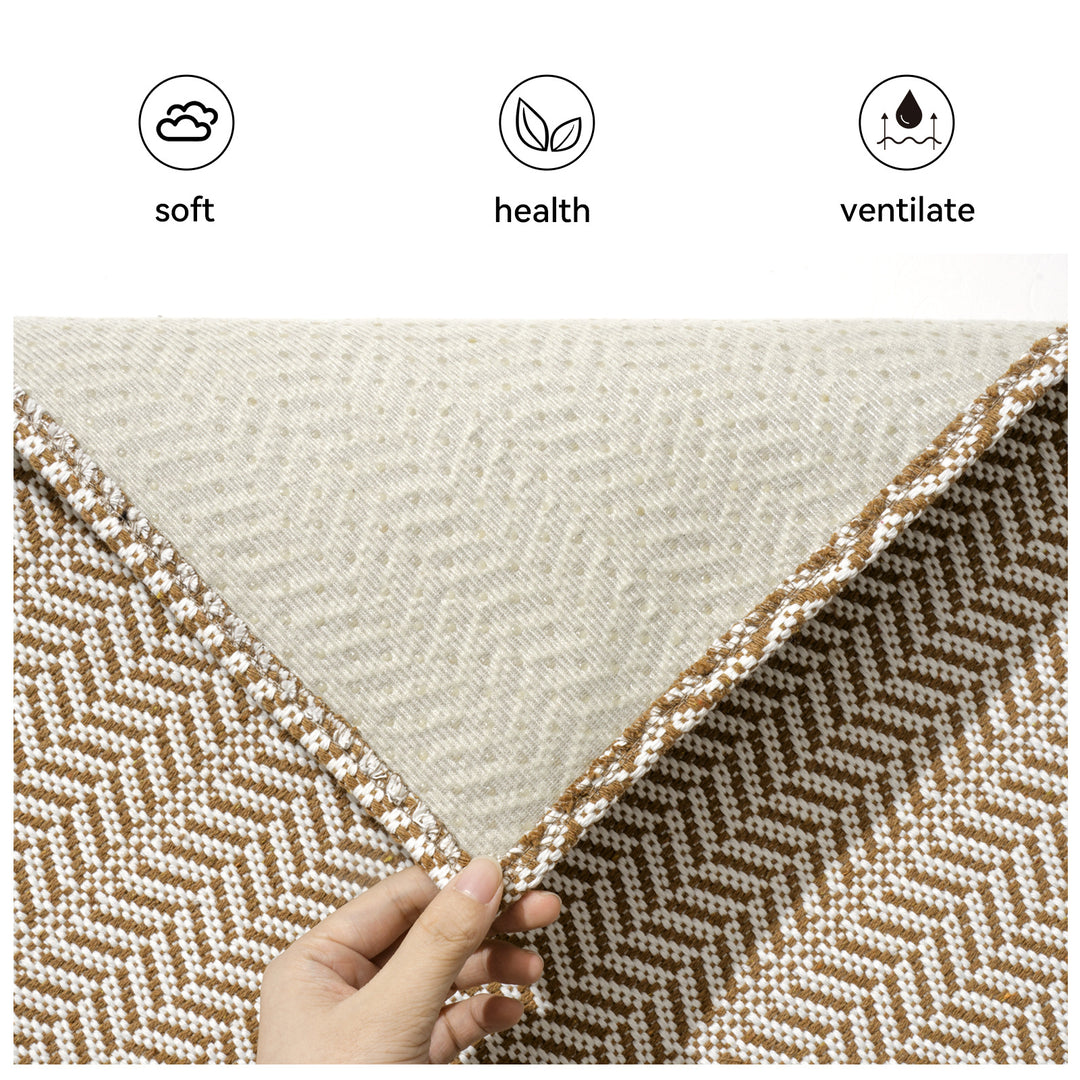 Geometric Patterned Area Rug