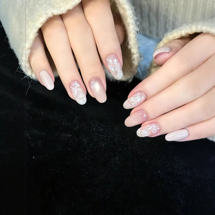 Elegant Artistic Nail Art Extensions