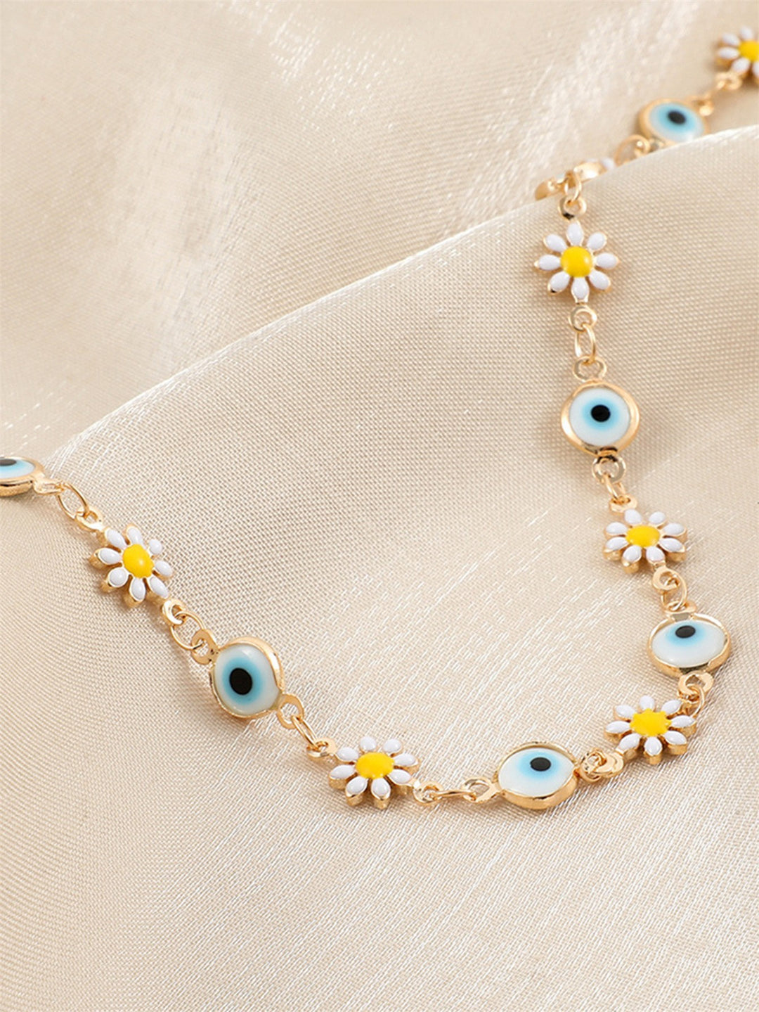 Flower and Eye Charm Bracelet Kalsten