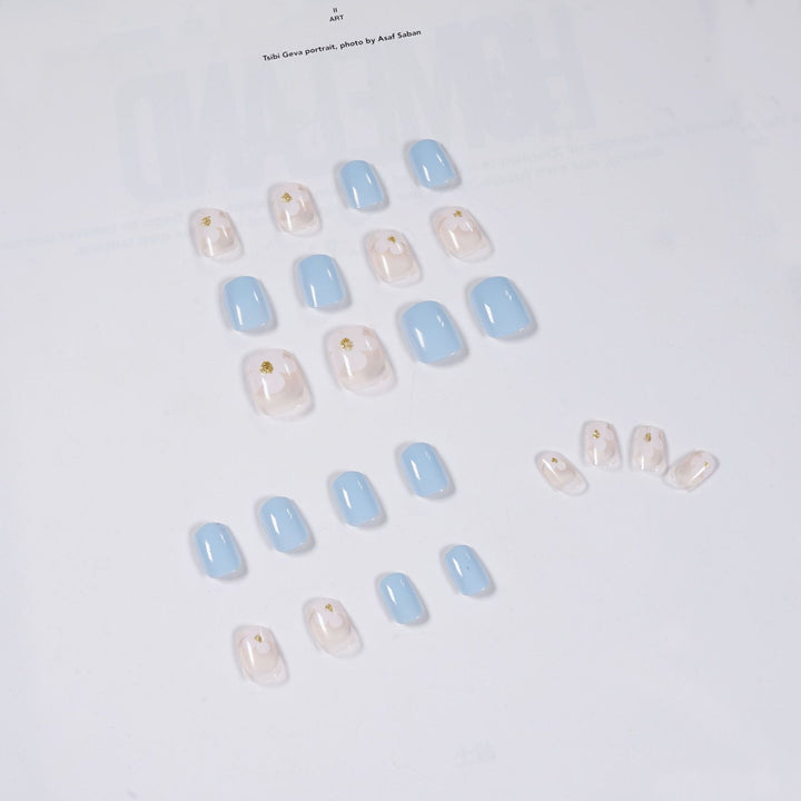 Artful Nail Art with Flower Decoration Kalsten