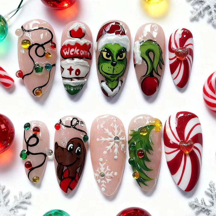 Holiday-Themed Press-On Nail Art Set 1790636211