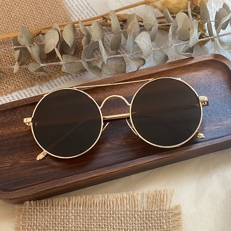 Fashionable Round Sunglasses with Fine Metal Frame Kalsten
