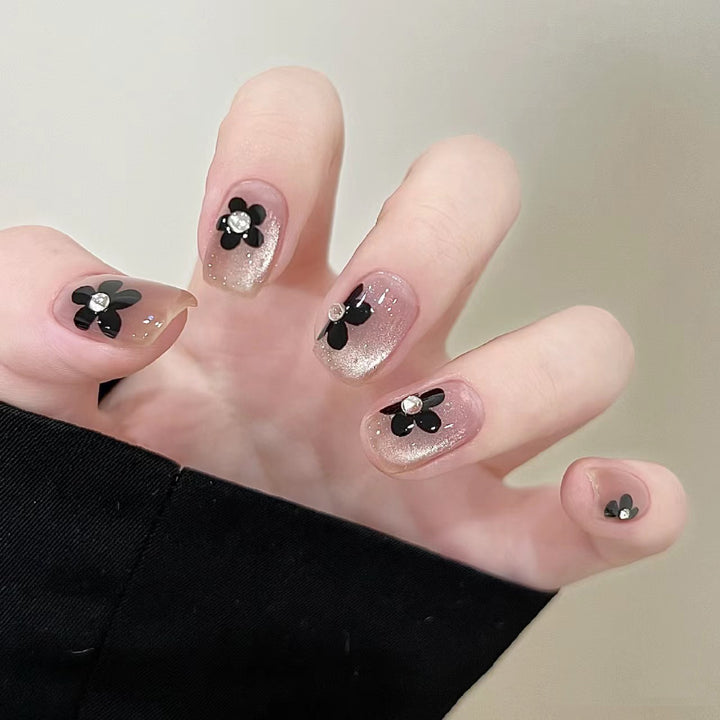Elegant Long Press-On Nails Set with Artistic Tips Kalsten